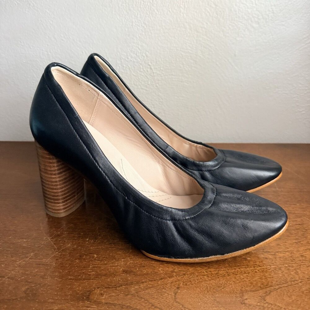Clarks Narrative Black Round Toe Pumps Womens Sz 9 M Stacked Heel Leather